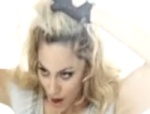 Madonna Give It 2 Me Türkçe şarkı çeviri
